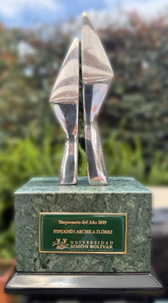 Img-reconocimiento-Empresario-del-año-2025-01 Img-reconocimiento-Empresario-del-año-2025-01