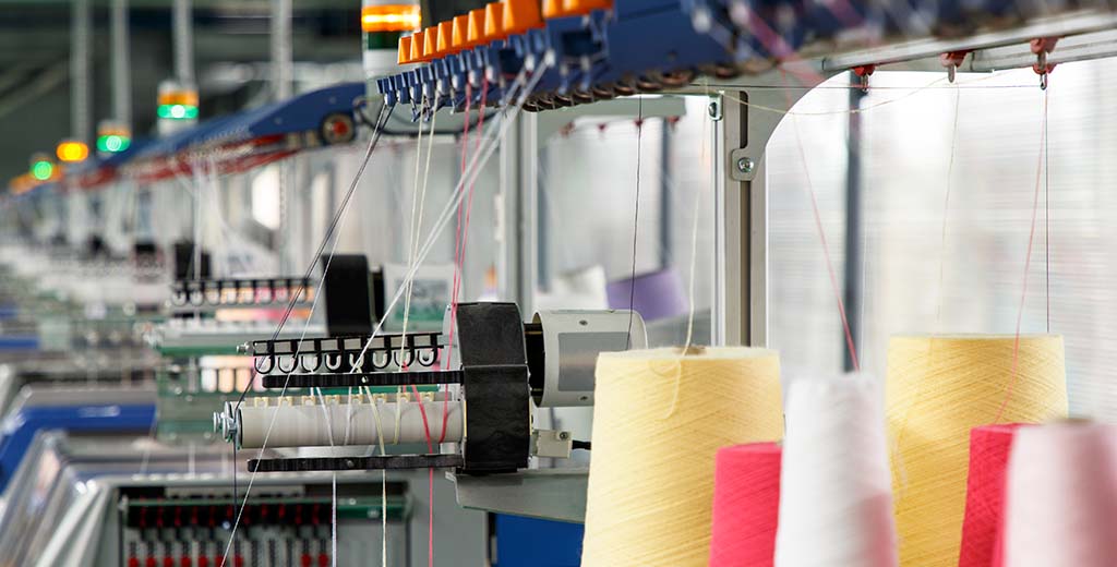 textile-industry-with-knitting-machines